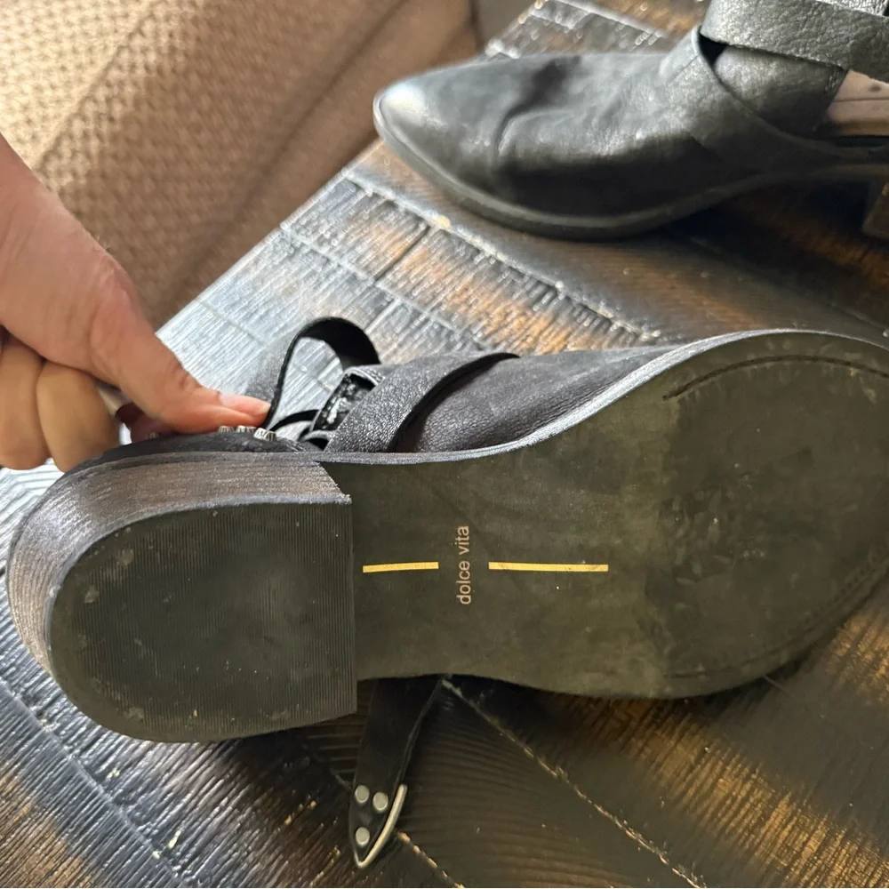 Dolce Vita Spur Western Buckle Ankle Booties Black Leather Size 9.5 Boho Moto - Picture 6 of 14